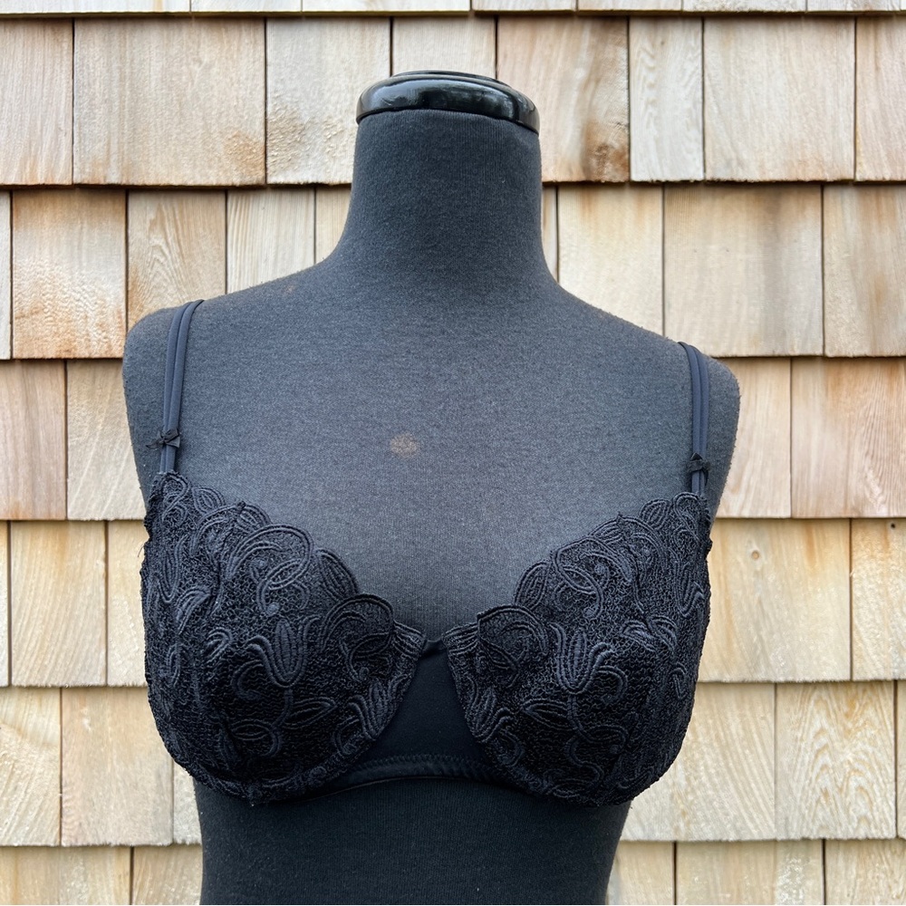 Y2K Victoria’s Secret Black Tulip Lace Bra, 38B